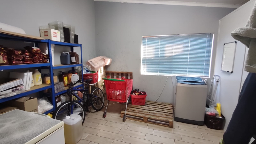 Commercial Property for Sale in Stilbaai Wes Western Cape